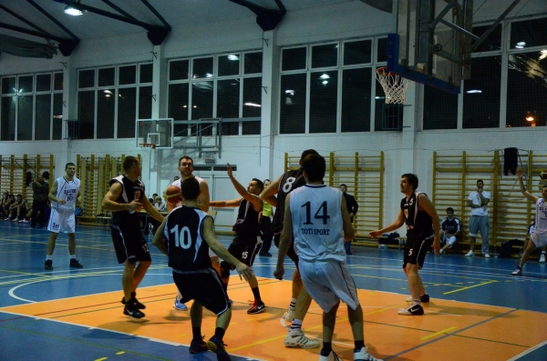 MTK - Tiszaújváros 101 - 68 (2011. 11. 12.)