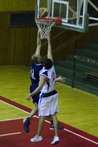 Honvéd - MTK Törökbálint 90-81 (2012. 11. 17.)