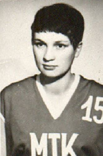 Hold Zsuzsa