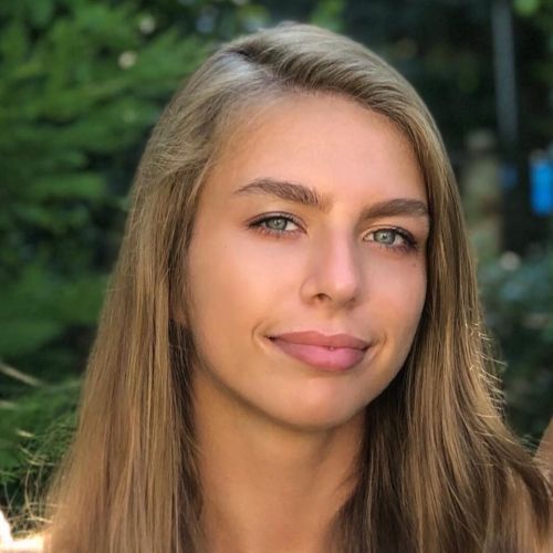 Jung Eszter