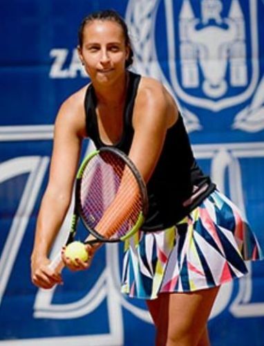 Jurikova, Lenka
