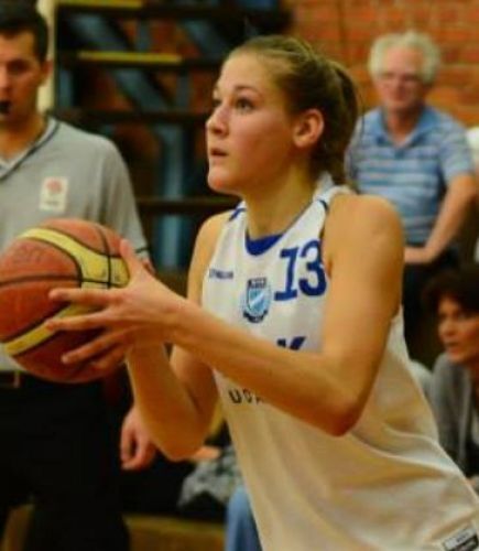 Kádár Kinga