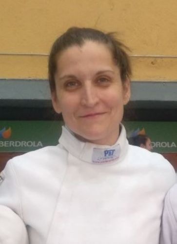 Kiskapusi Dóra