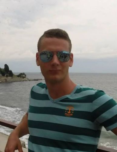 Komáromi Máté