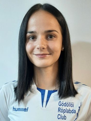 Kökény Petra