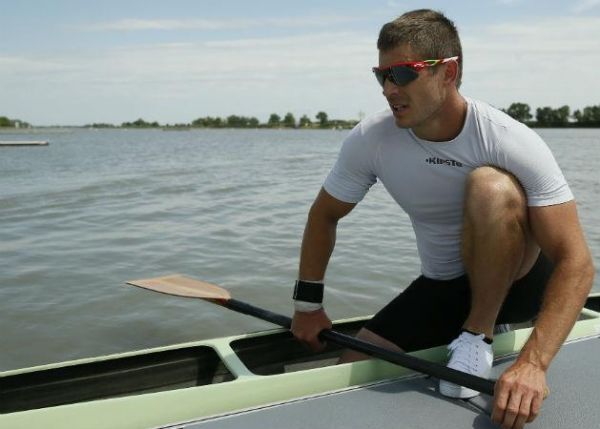 Mike Róbert