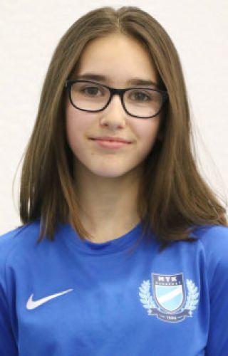 Mosolygó Sára
