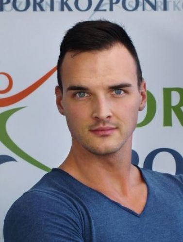 Simon Tamás