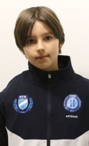 Szabó Benett