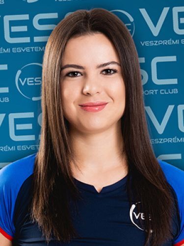 Szalczinger Fanni