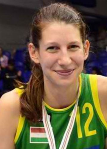 Szeli Dorina