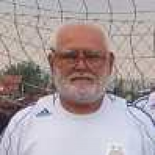 Ujvári Péter
